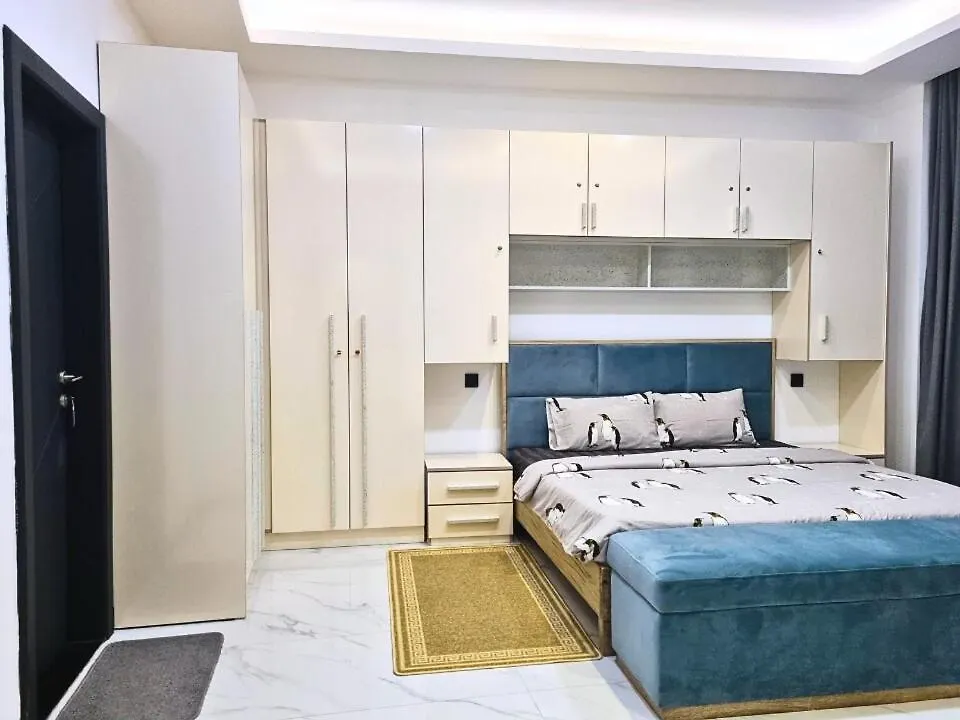 Cozy Beachfront 3-Bedroom Apartment In City Centre Colombo