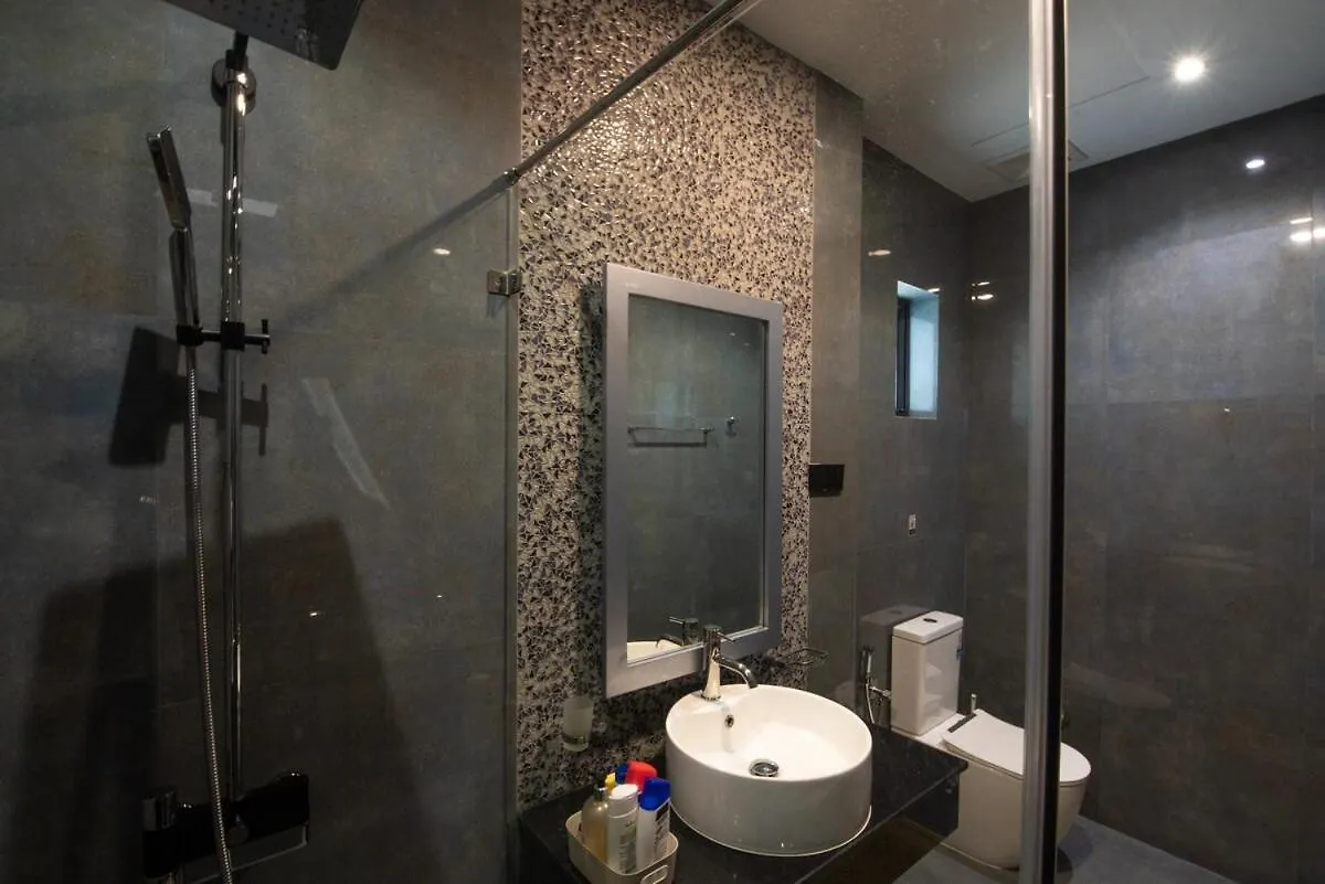 Cozy Beachfront 3-Bedroom Apartment In City Centre Kolombo